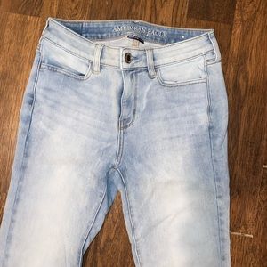 AEO Light Wash Jeggings